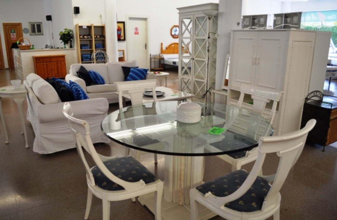 A Time 4 A Change second-hand furniture in Los Alcázares