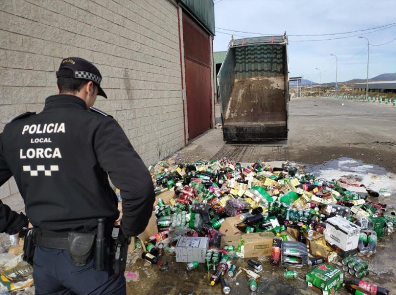 <span style='color:#780948'>ARCHIVED</span> - Lorca police destroy 3,500 confiscated alcoholic drinks