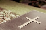 Only three mourners allowed at funerals during the coronavirus emergency in Spain