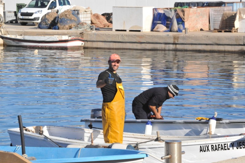 <span style='color:#780948'>ARCHIVED</span> - Three Covid positives in Mazarrón fishing sector