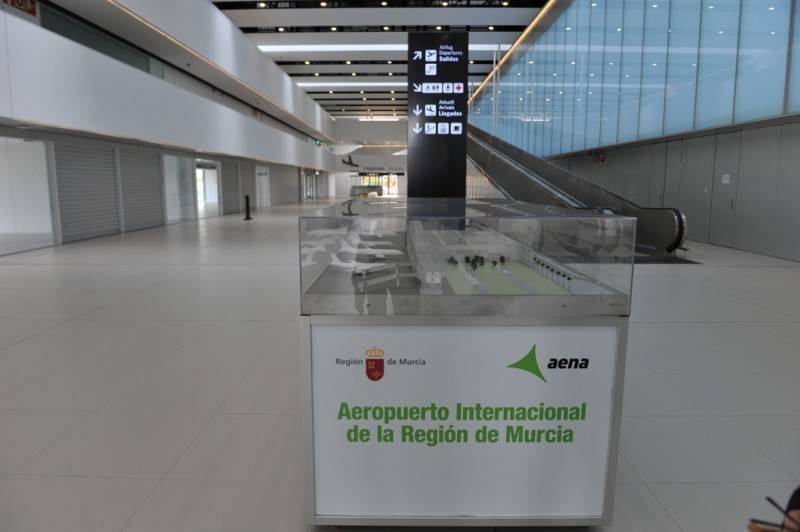 High court blocks plans to name Murcia airport after Juan de la Cierva