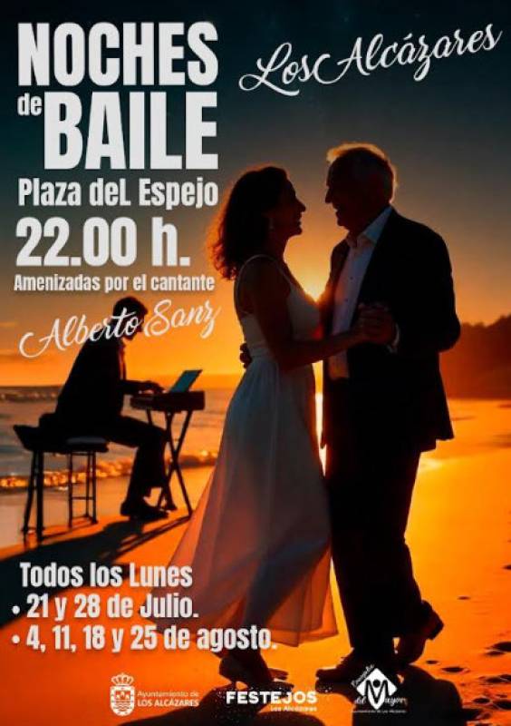 Monday night is old-fashioned dancing night in Los Alcázares this summer!