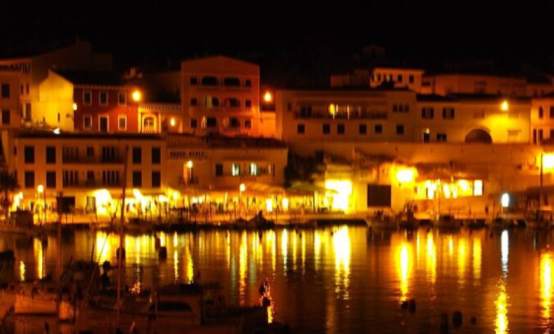 Man crushed to death by car-sized boulder in Menorca home