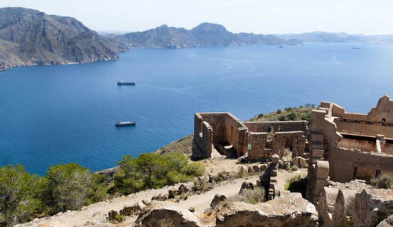 February 22 Free guided hike around the Castillitos gun batteries of Cabo Tiñoso