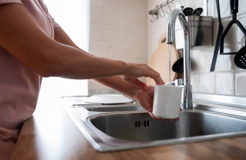 New study finds genetic link between tap water chemicals and bowel cancer risk in Spain