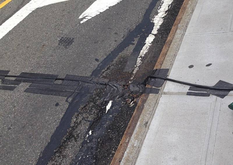 Can the black cables on Spanish roads be used to issue speeding fines?