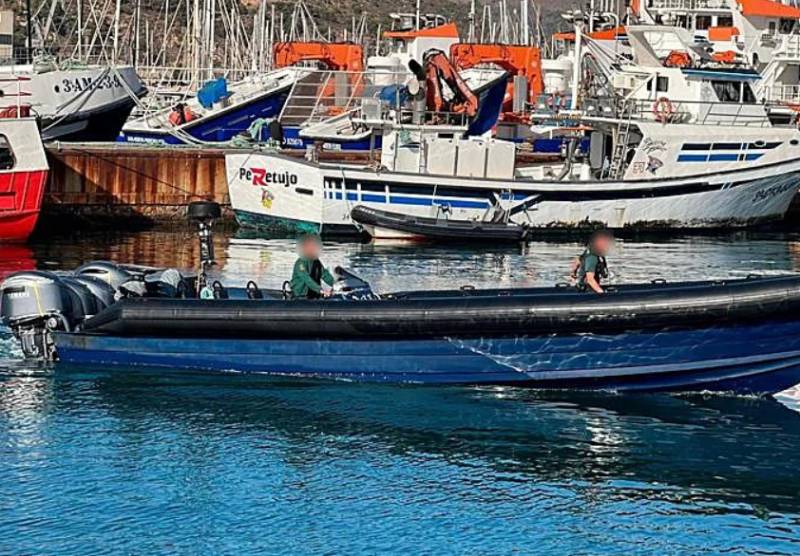 Two boat captains arrested after another 59 migrants land on Murcia coast